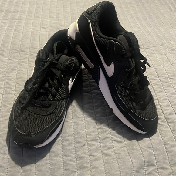 air max tennis shoes for sale